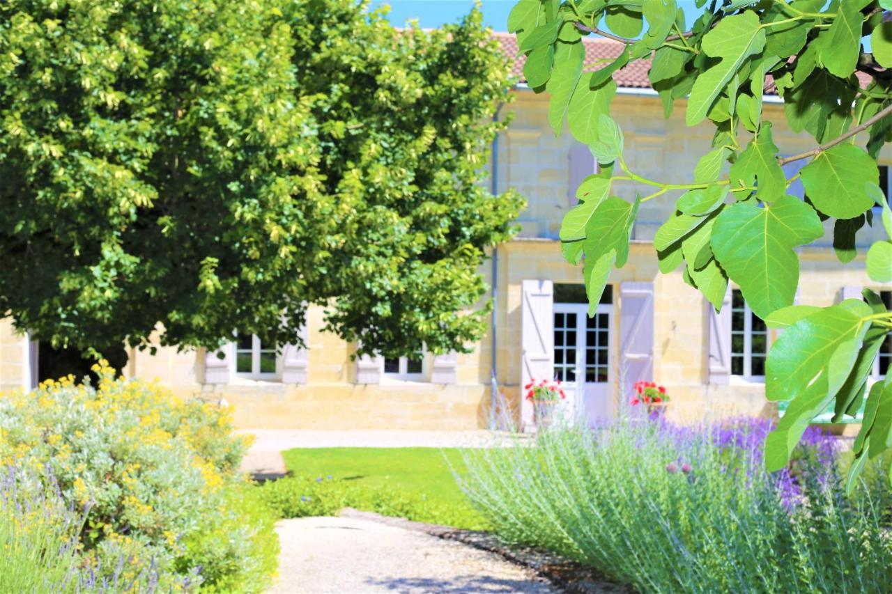 Au Do'mayne Des Bouilles - & Piscine Lussac (Gironde)