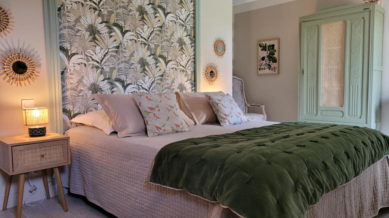Bed & Breakfast Au Do'mayne Des Bouilles - & Piscine