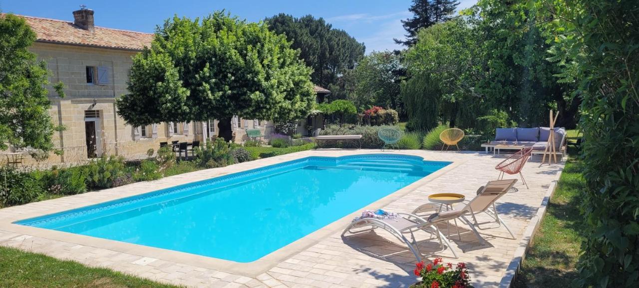 Au Do'mayne Des Bouilles - & Piscine Bed & Breakfast Lussac (Gironde)